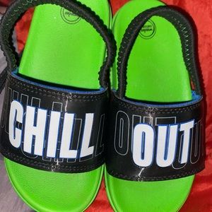 Never worn Size 9/10 Wonder Nation Kids